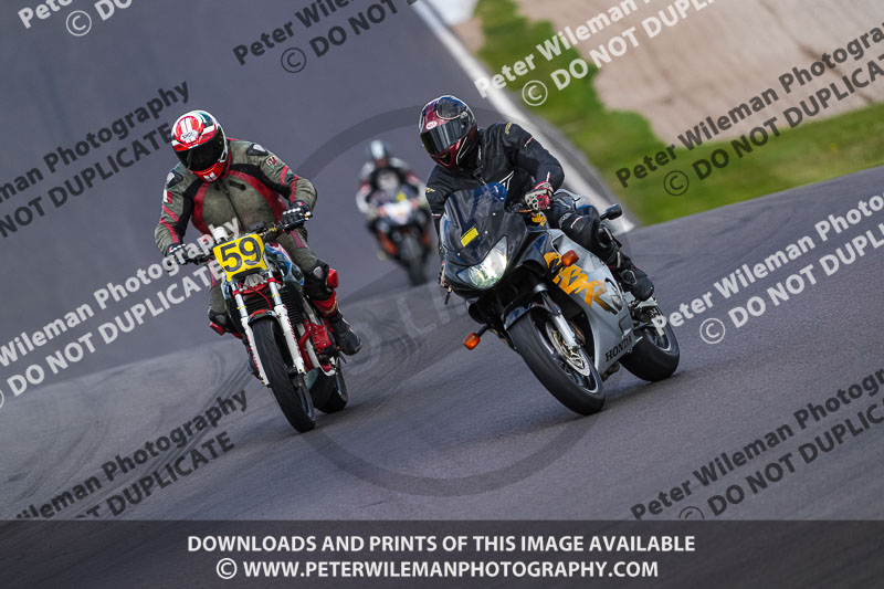 donington no limits trackday;donington park photographs;donington trackday photographs;no limits trackdays;peter wileman photography;trackday digital images;trackday photos